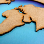 Kadeloo-Komoni-Wereldbol-globe-grote-ringen-03.jpg