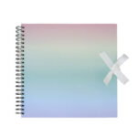 Memoriebox-Scrapbook-Rainbow-305x305mm-12x12inch-01-klein.jpg