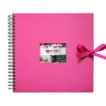 Plakboek-Scrapbook-30×30-Roze-Venster-Scrapboeken-1-1.jpg